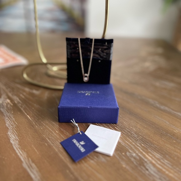 Swarovski Sparkling Dance necklace Rose/gold - Picture 12 of 12